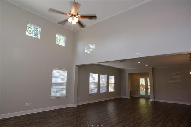 Photo - 607 Montclair Ave
