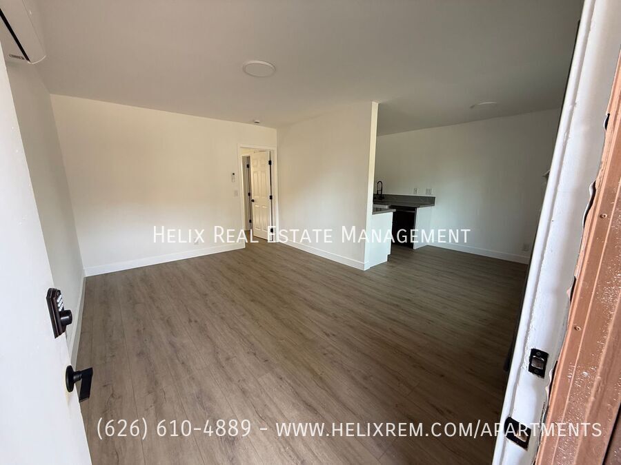 Photo - 1623 S Walnut St Unit 3