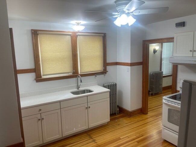 Photo - 42 S St Ext Unit Floor 1