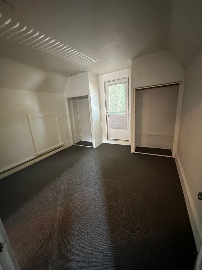 Photo - AI - 02 - 8th St Unit 211