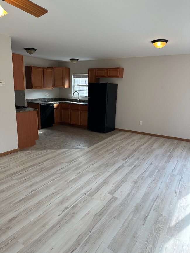 Photo - 807 Blackjack