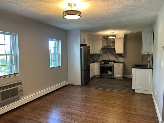 Photo - 18 Ashcroft St Unit 301