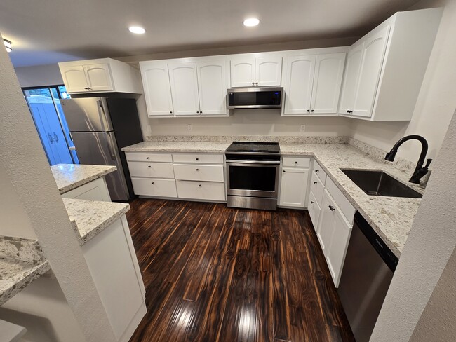 Photo - 12512 SE 42nd St