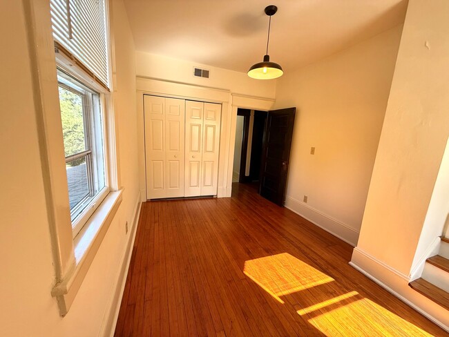 Photo - 2147-2149 Berkley Ave SW Unit 2149