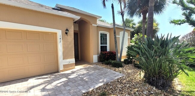 Photo - 142 Babylon Ln