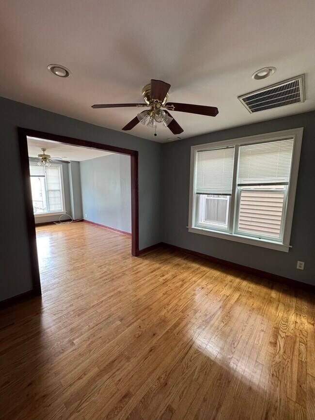 Photo - 1816 W 23rd St Casa