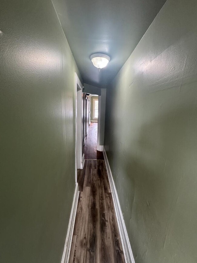 Photo - 727-729 W 4th st - 729 W 4th St Floor 2