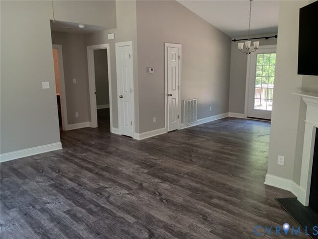 Photo - 741 Grapevine Rd