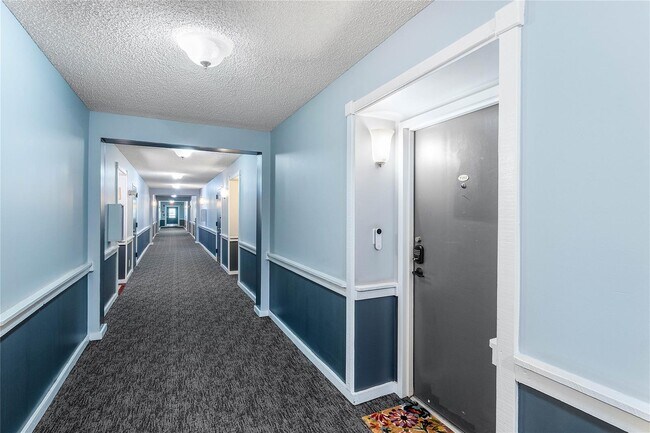 Photo - 3111 Oakland Shores Dr Unit F 208