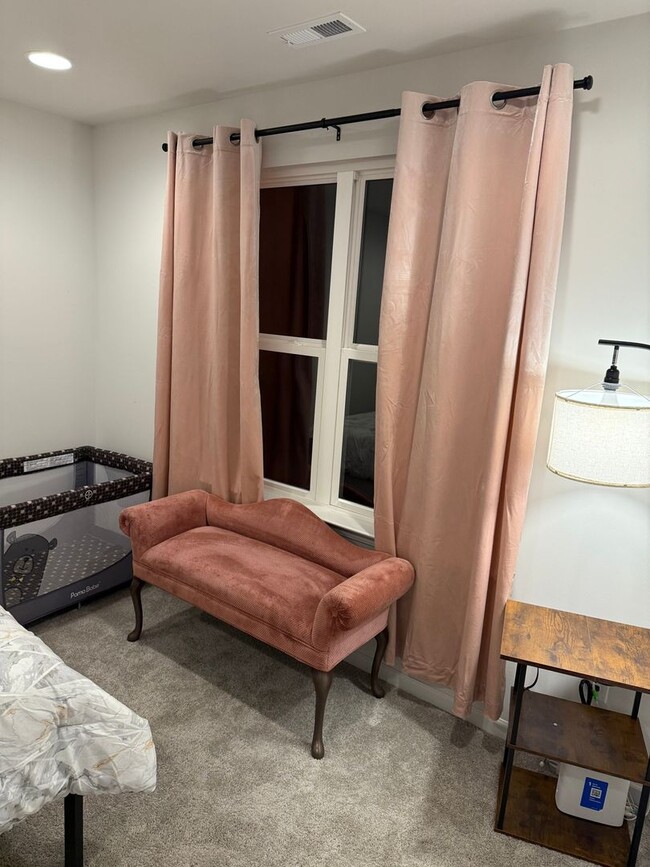 Photo - 6043 Sullins Rd