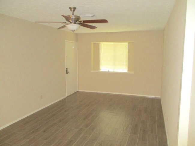 Photo - A walk in the Park