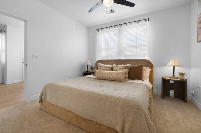 Photo - The Henley Apartments