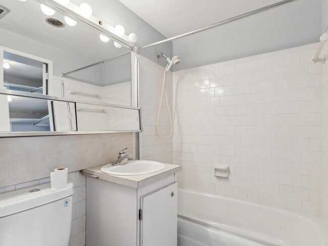Photo - 4600 Duke St Unit 1607