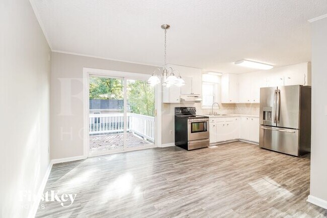 Photo - 2105 Arbrook Ln