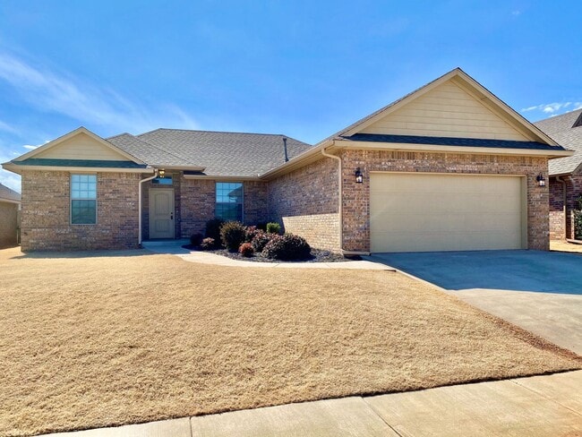 Building Photo - Beautiful 4 Bed, 2 Bath in Deer Creek Schools!