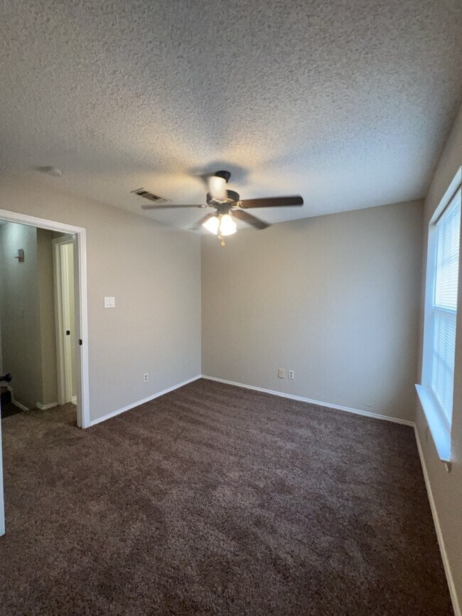 Photo - Ready to go in Duncanville 3-2-2 home