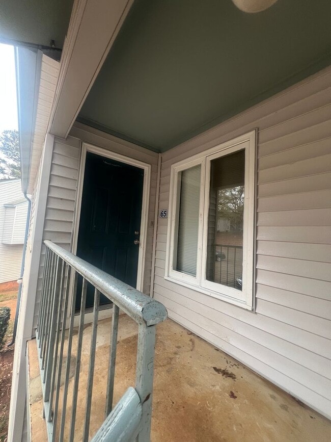 Photo - One bedroom for only $1050.00