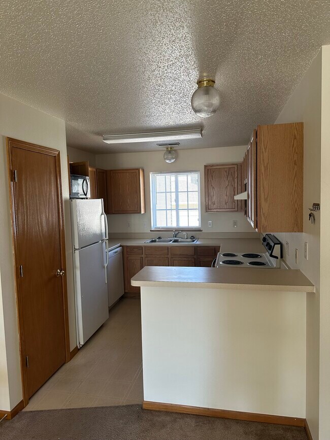 Photo - Magnolia Lane