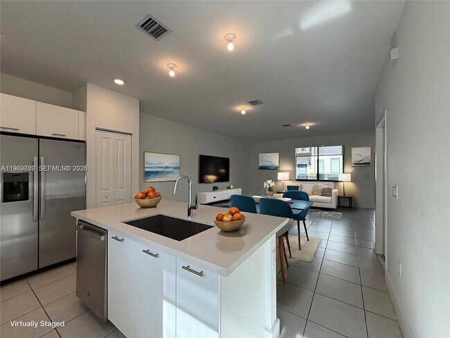 Photo - 4654 NW 83rd Pky