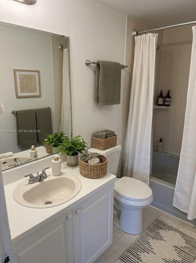 Photo - 1300 NE 109th St Unit 303