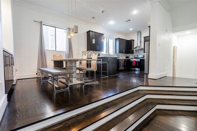 Photo - 1205 Summer St Unit B