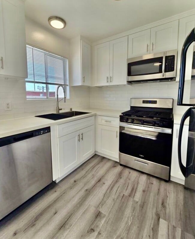 Photo - 4225 Inglewood Blvd Unit 203