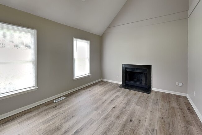 Photo - 7135 Cabe Ln