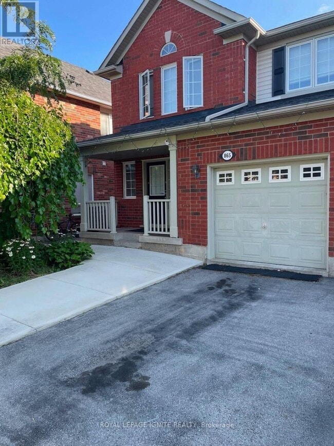 Photo - 865 Shepherd Pl