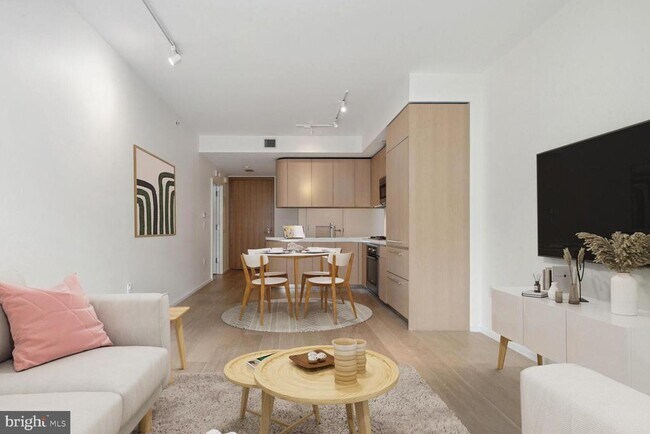 Photo - 925 H St NW Unidad 805