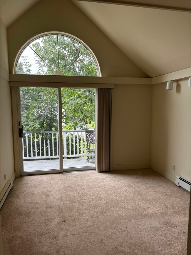 Photo - 68 Court St Unidad 4