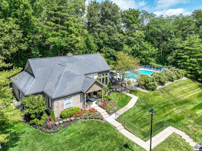 Lake Forest Apartments