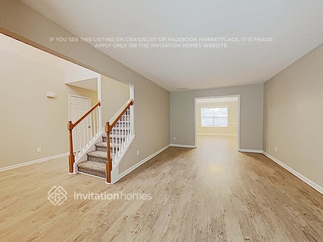 Photo - 2027 Pierce Way