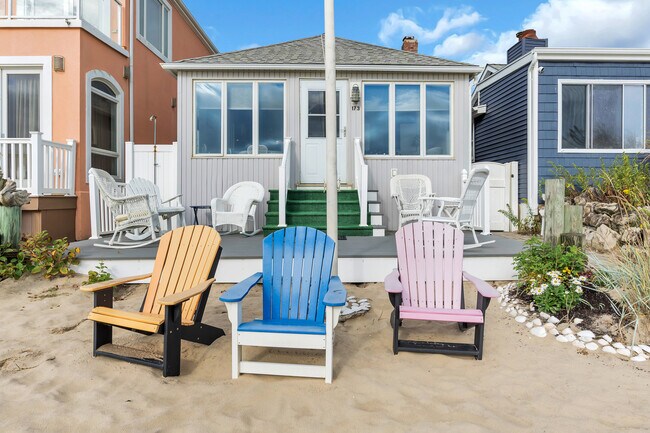 Photo - 173 Beach Front House