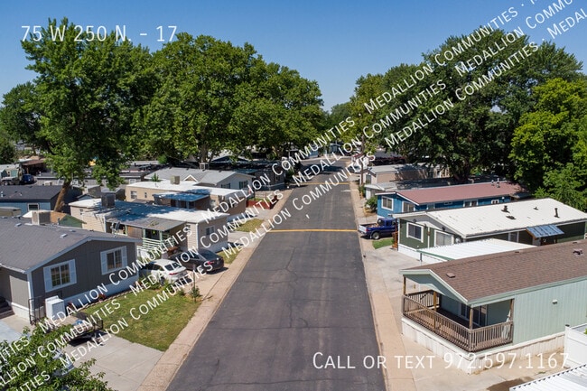 Photo - 75 W 250 N