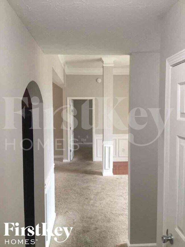 Photo - 50 Greenway Dr