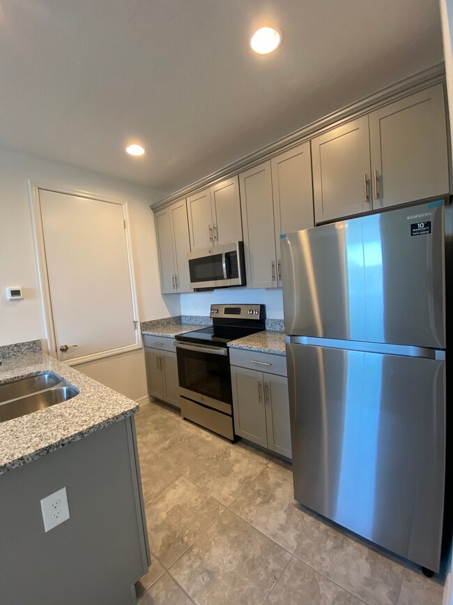 Photo - 16024 Micelli Dr Unit 1