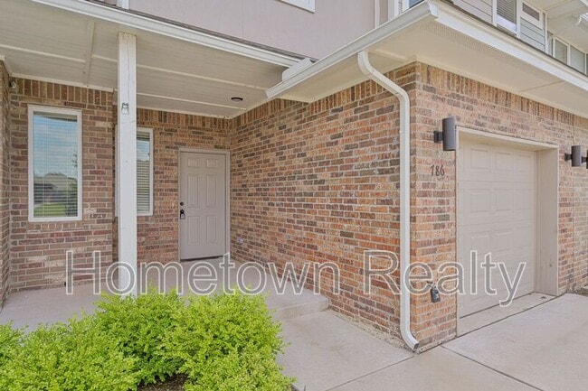 Photo - 786 SW 13th St