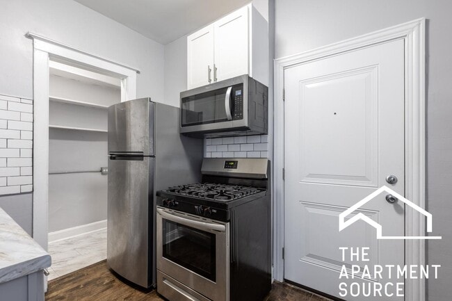Photo - 6257 N Lakewood Ave