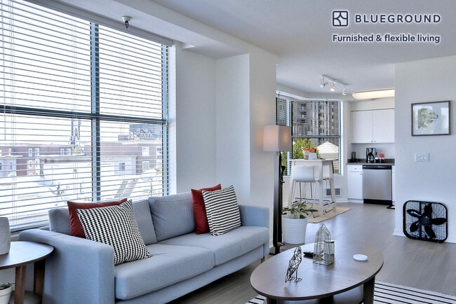 Photo - 2 Townsend St Unidad FL6-ID1656