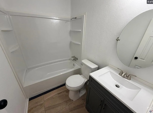 Photo - 2405 Mamie Dr