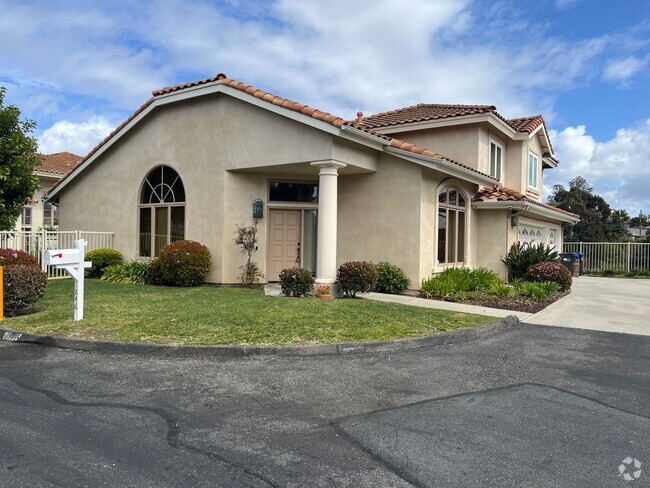 Building Photo - 4bd/2.5ba Home in the Desirable Fire Mount...