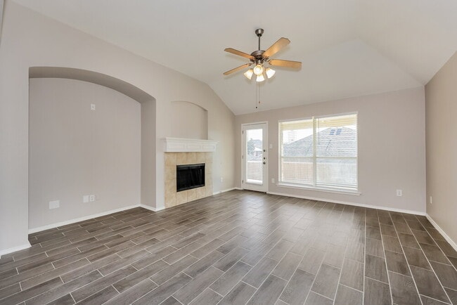 Photo - 14104 Golden Pass Rd