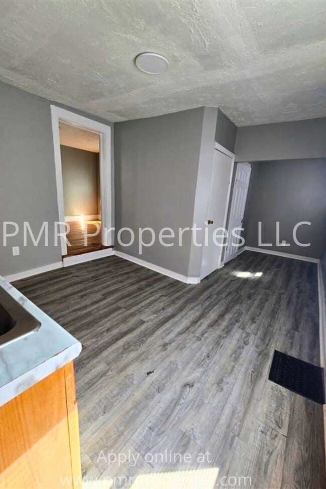 806 S 7th St Unit 2