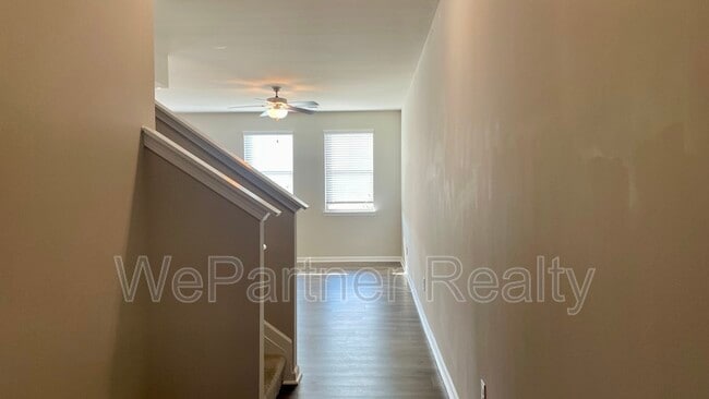 Photo - 204 Vickery Ln