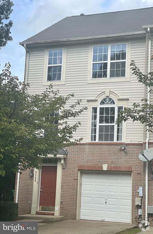 Building Photo - 9850 Moffit Pl Rental