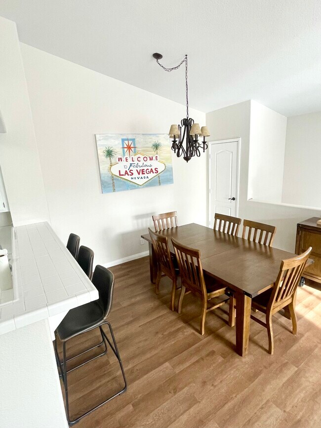 Photo - 1505 Truett St Unit 202