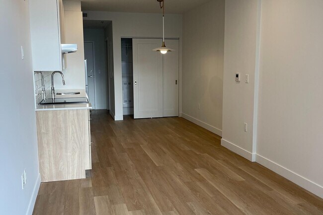 Photo - 1230 R. Bishop Unit 706