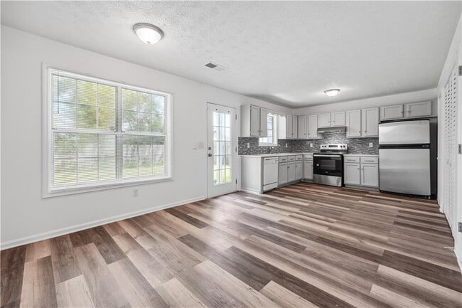 Photo - 3758 Westchase Dr