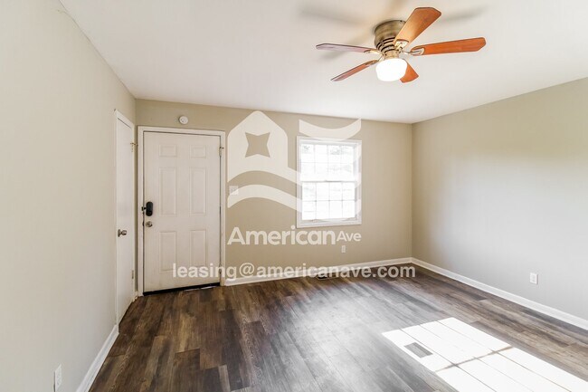 Photo - 211 Stevens St