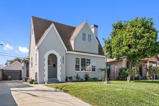 Building Photo - 2844 Hill St